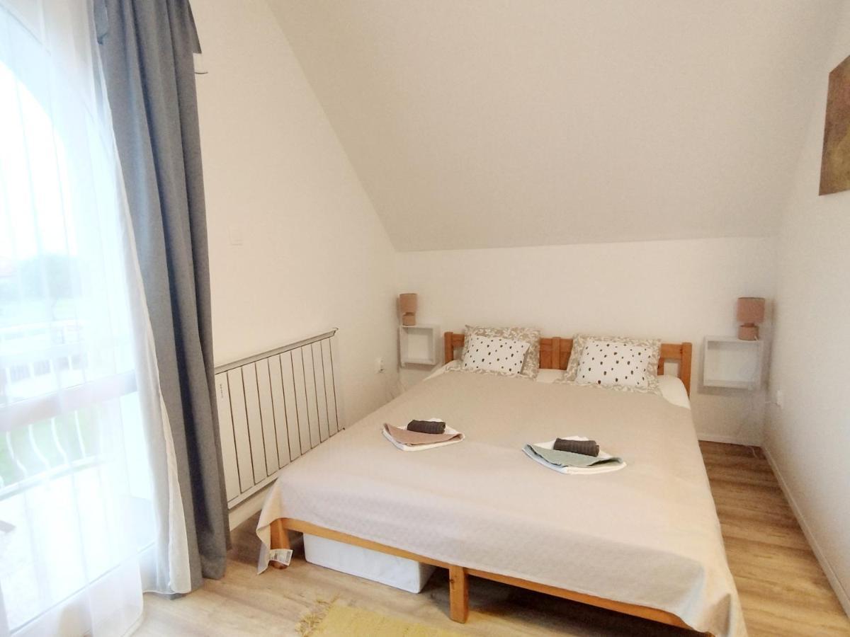 Regori Haz Hotell Balatongyörök Exteriör bild